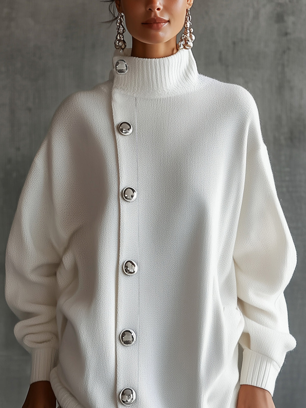 Biały Oversized Sweter Sukienka z Zapięciem na Guziki