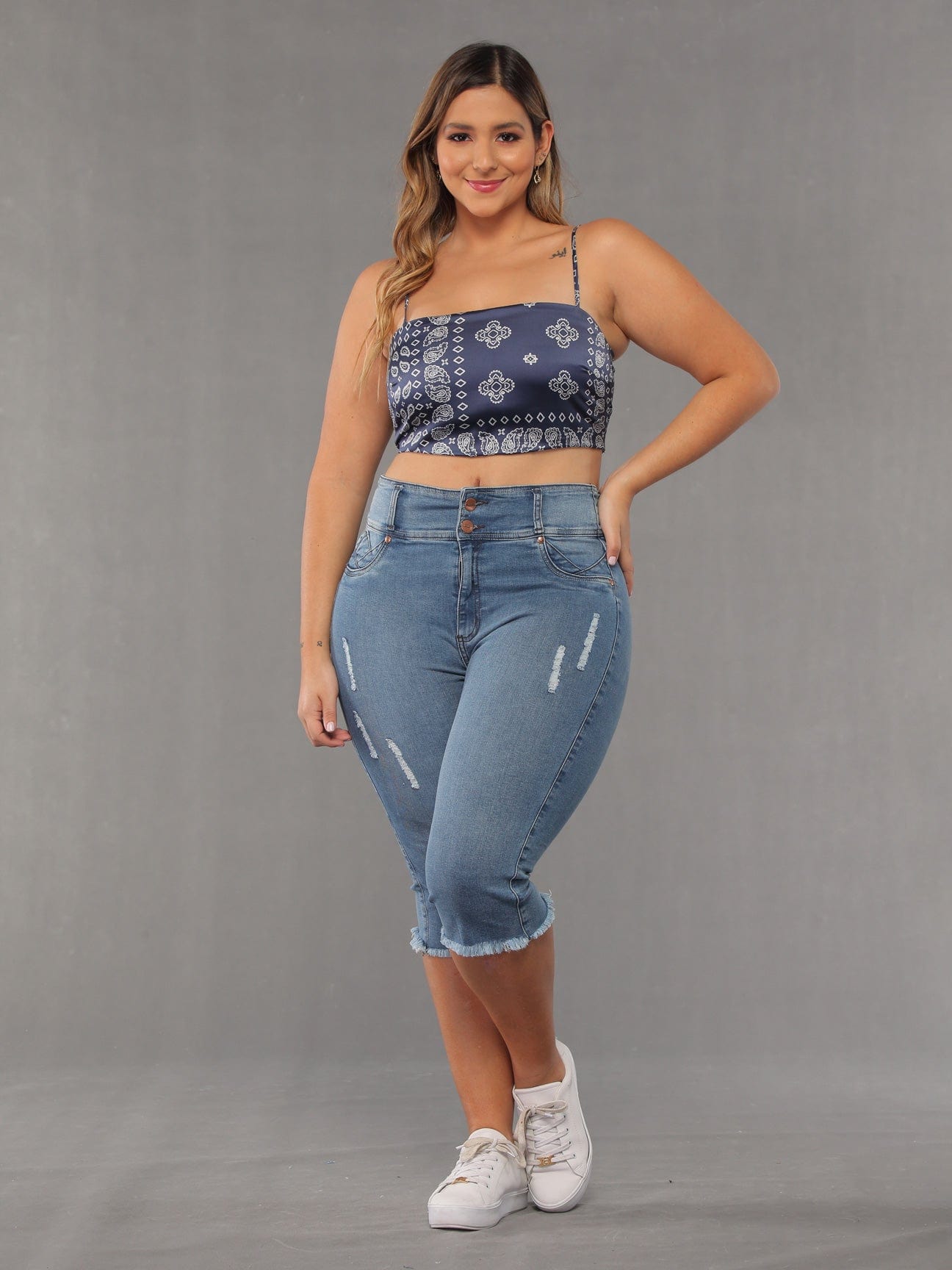 Elaine Capri Jeans with Butt Lift - Style 14189