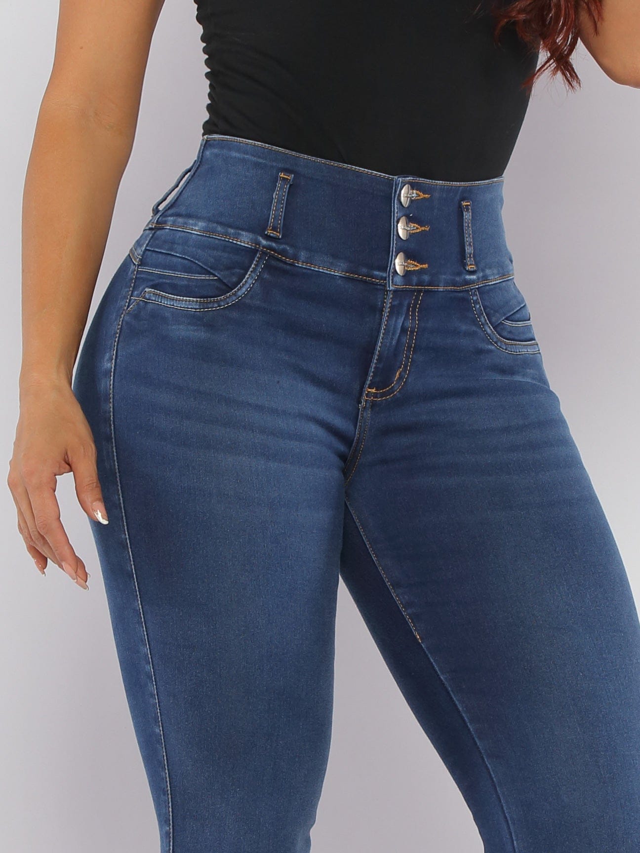 Eleganckie Jeansy Podnoszące Pośladki Festive Luxe 15909