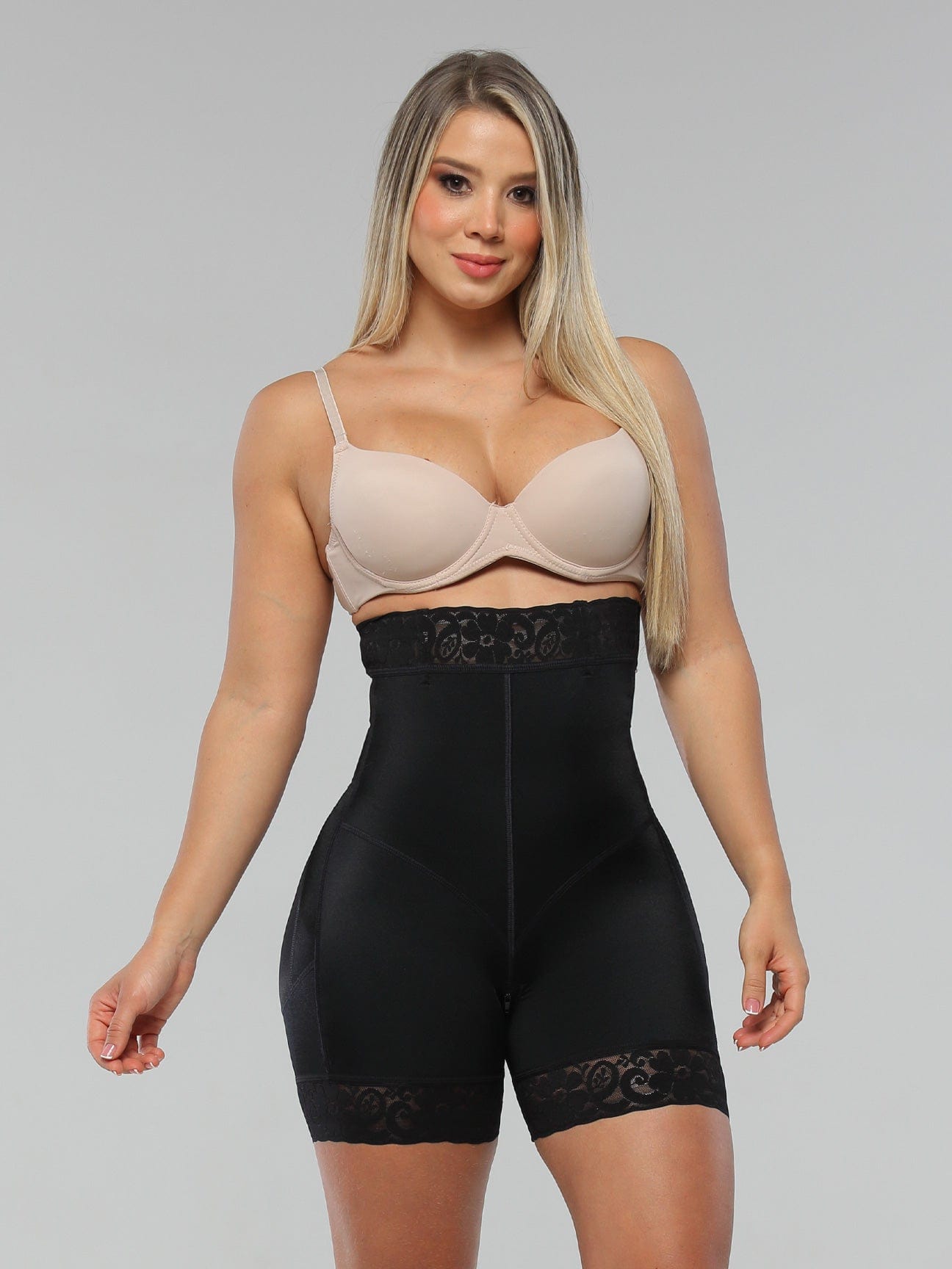 Elegancka modelująca gorset bez ramiączek CB198