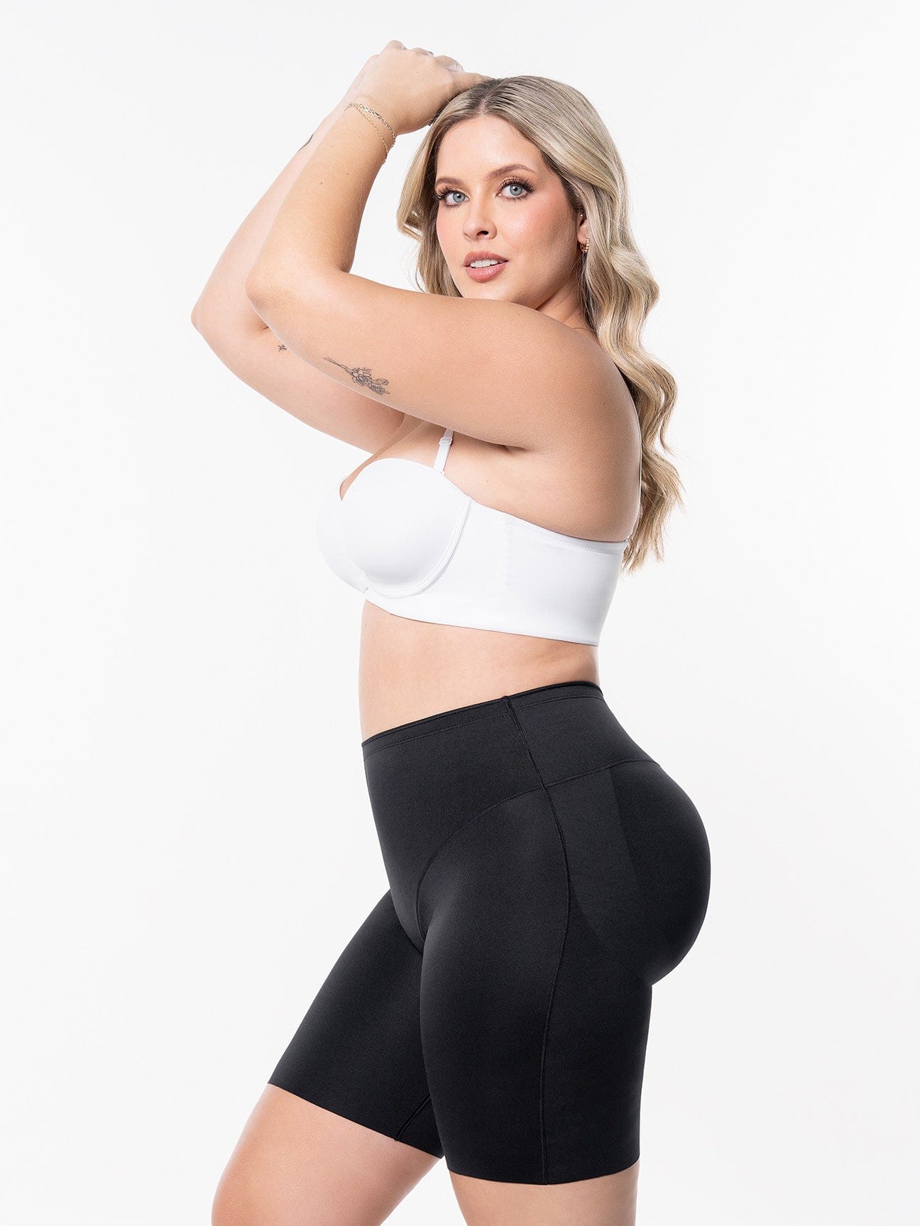 Sculpting Lift Shorts - Model SH159ST