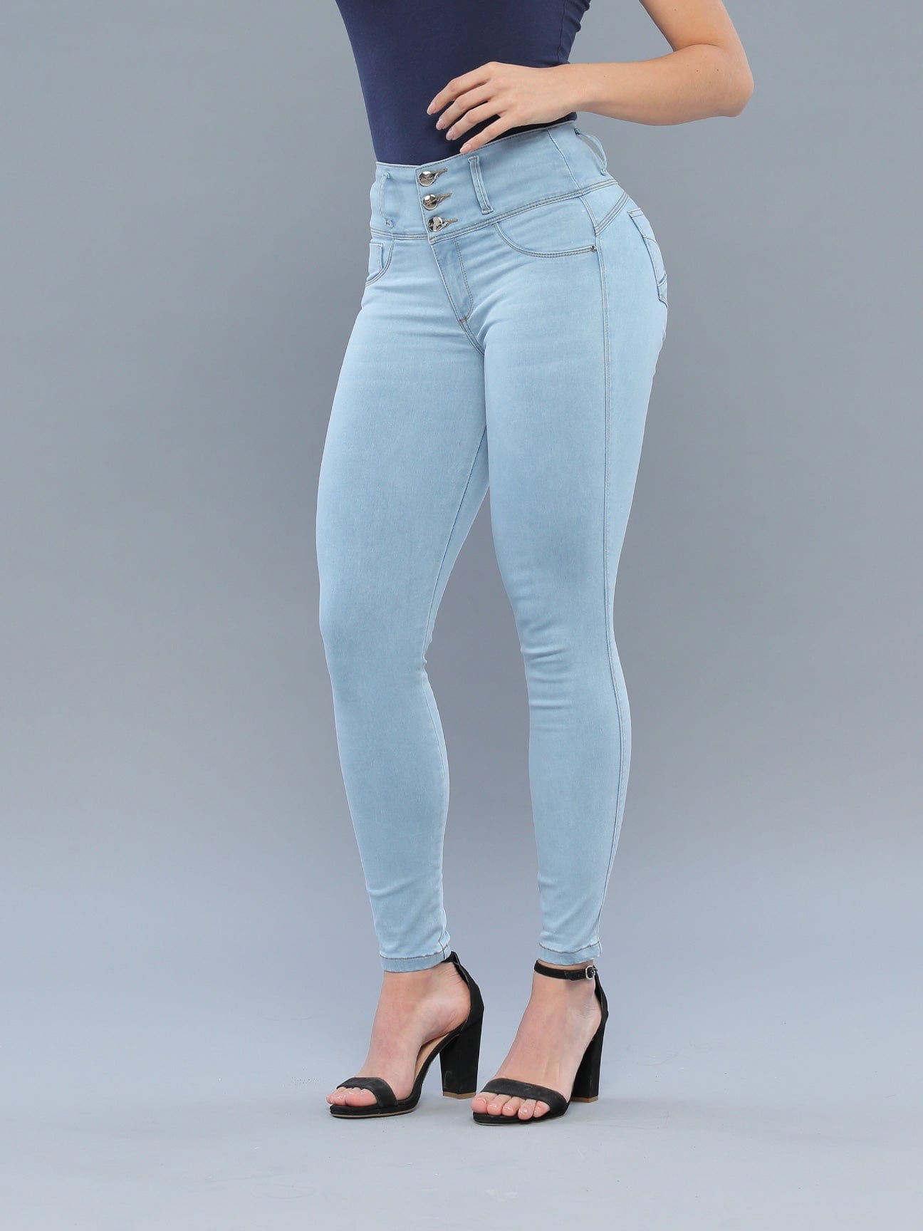 Jeansy modelujące pośladki Coral CB4031
