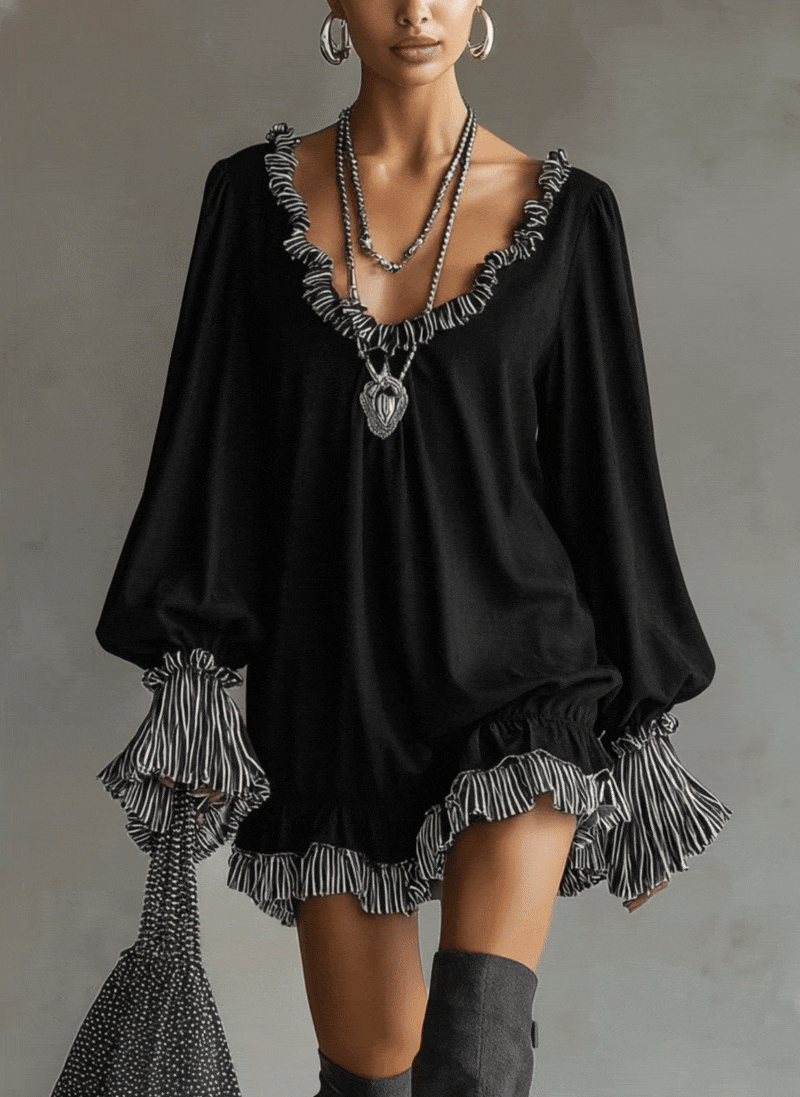 Czarna Mini Sukienka z Fausz Suede w Paski i Falbankami