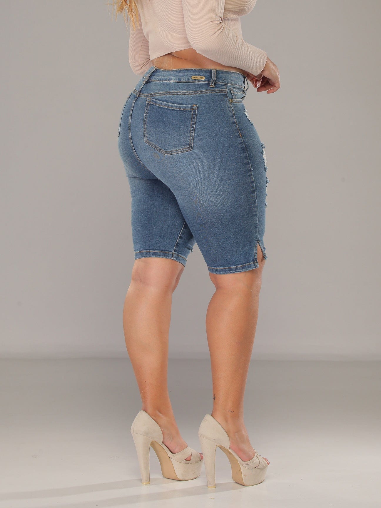 Stephanie Jean Capri 14179 z efektem podniesienia pośladków