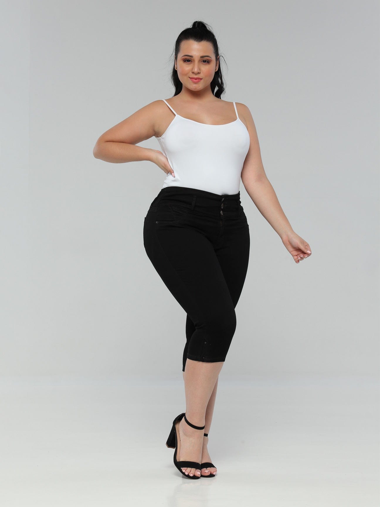Paola 15097 Butt Lift Capri Leggings