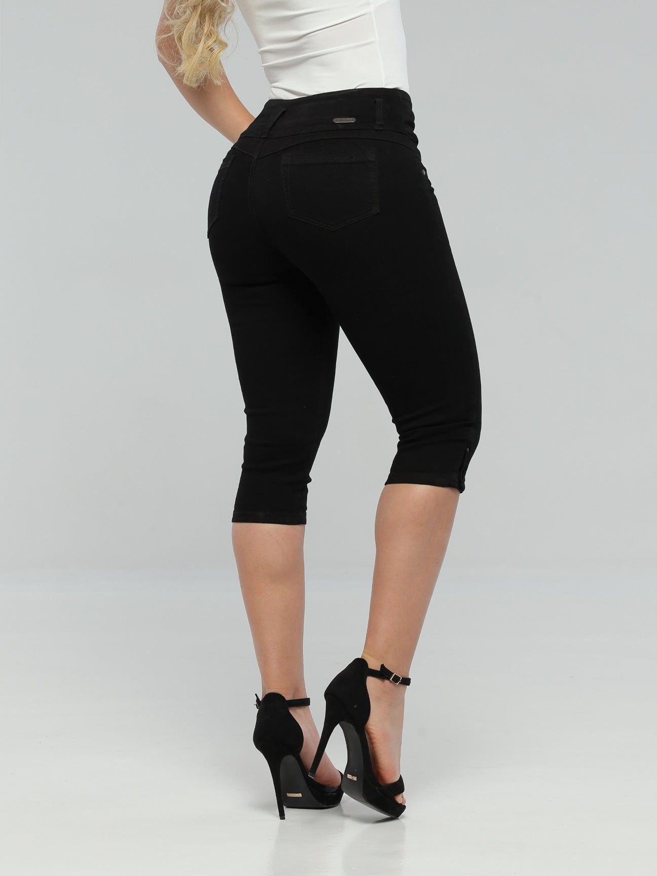 Paola 15097 Butt Lift Capri Leggings