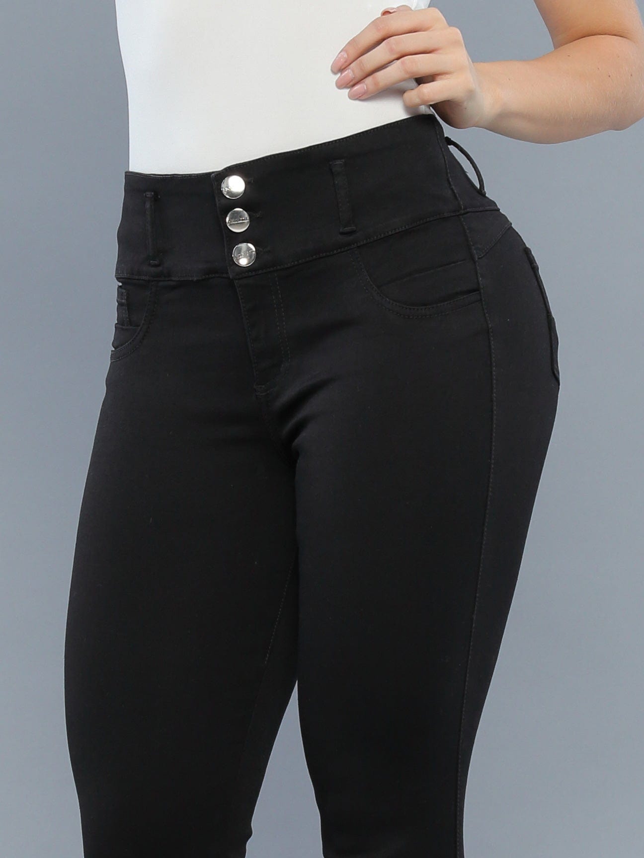 Ami Butt Lift Jeans - Style 15797