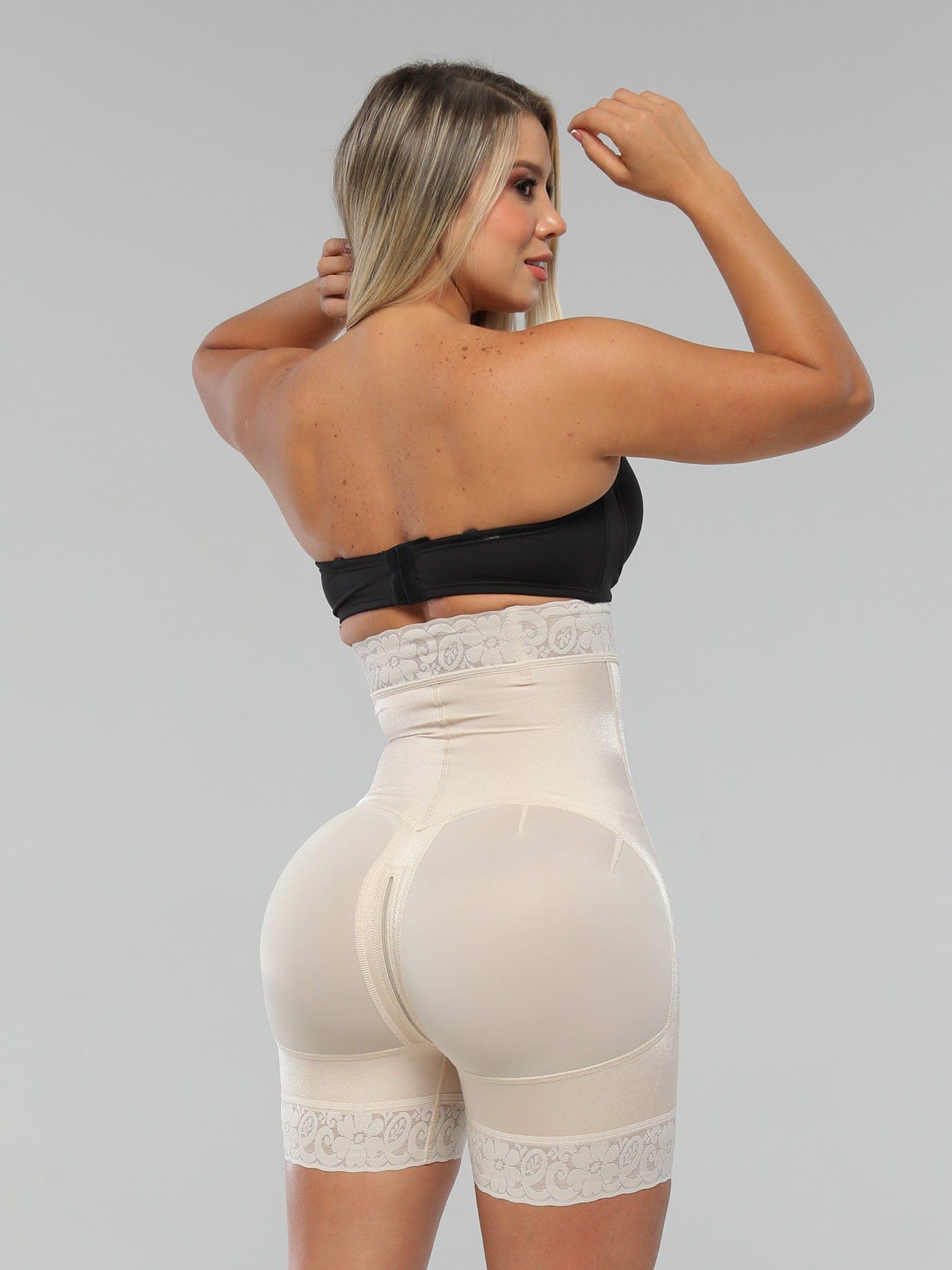Elegant Strapless Shaping Faja CB198