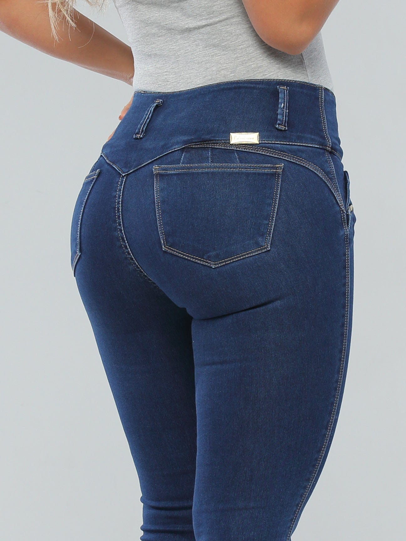 Macarena CB4007 Butt Lift Jeans
